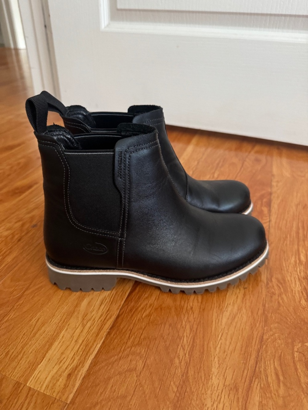 Chaco Fields Chelsea Waterproof Boot- Great condition!